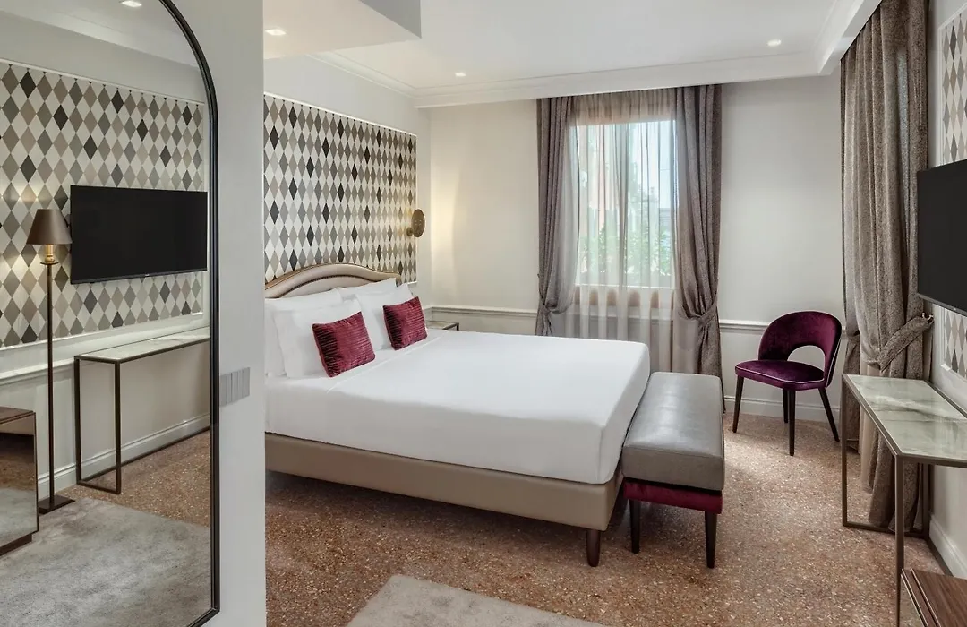 Hotel Arlecchino-1